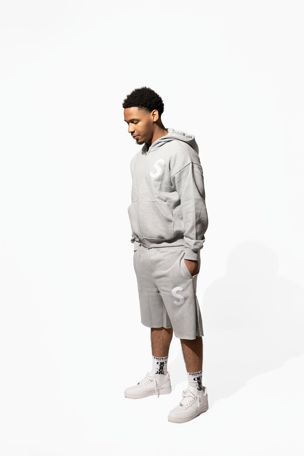 GREY & WHITE SHORT SET